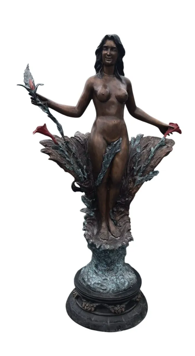 XXL BRONZE GODDESS WATER FEATURE