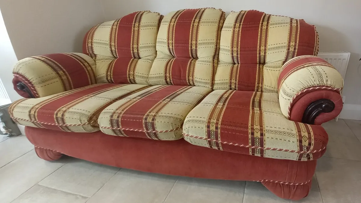 3 seater couch and one armchair - Image 2