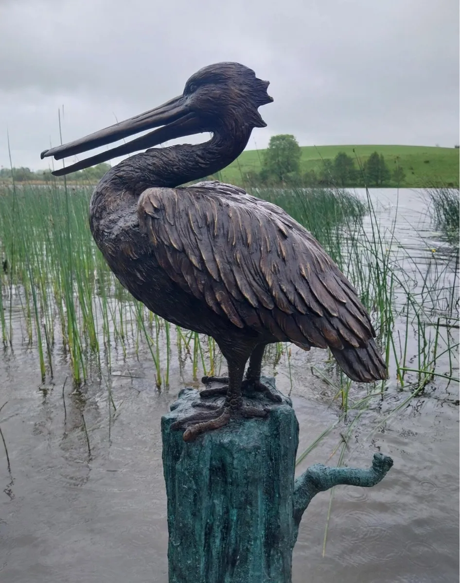 Pair bronze pelicans - Image 3