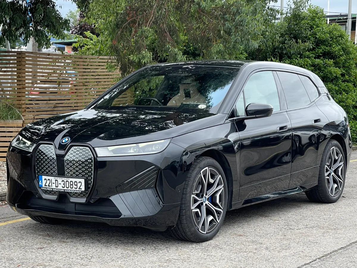 2022 BMW iX..X DRIVE...HEAD UP DISPLAY - Image 1