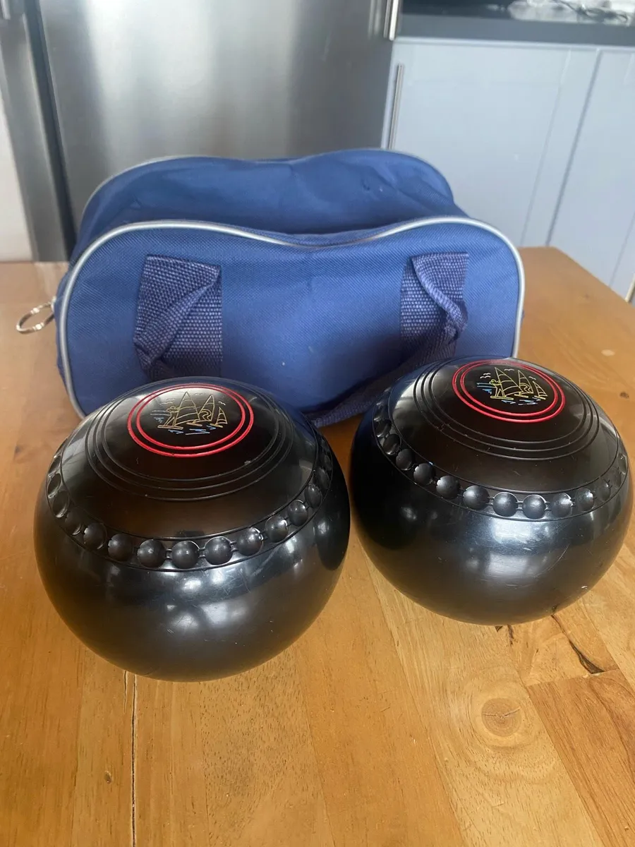 Drakes Pride Bowls - Image 1