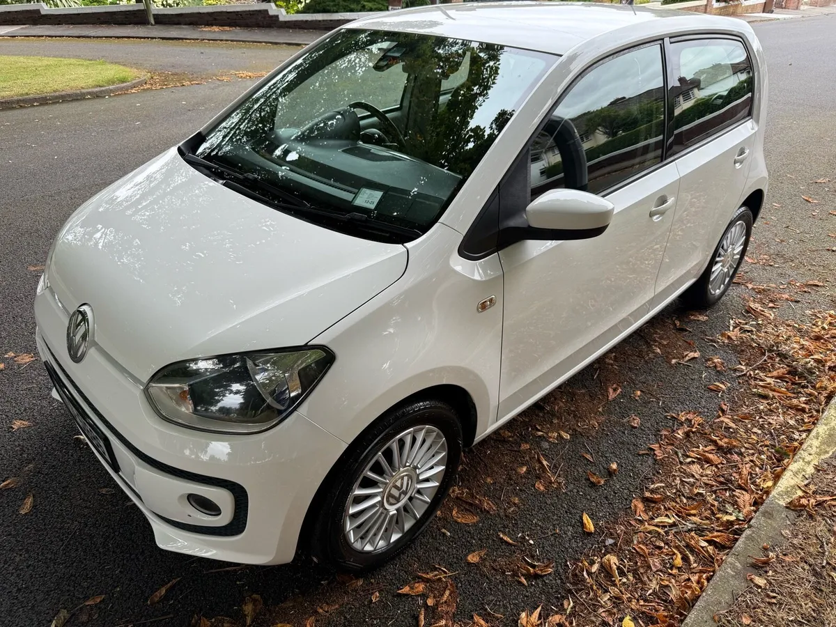 2014 VW Up 5 door High Spec - Image 2