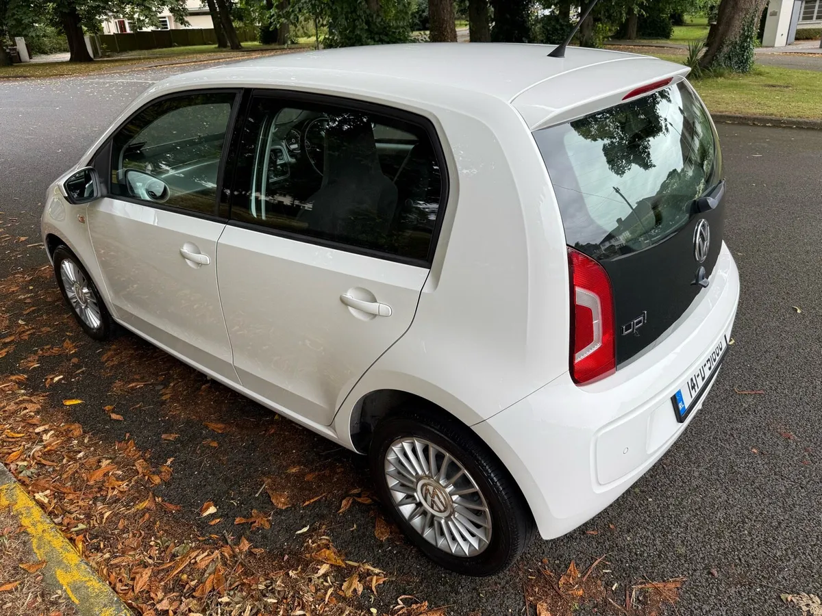2014 VW Up 5 door High Spec - Image 4