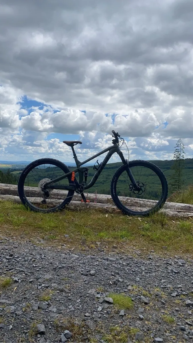 Full suspension mountain bike - Image 1