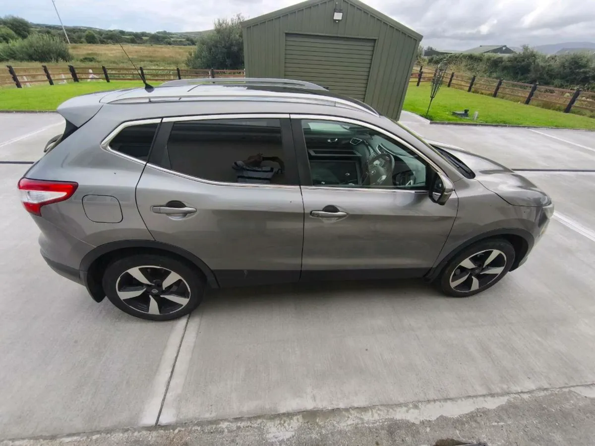 Nissan Qashqai 2016 Connecta high spec 1.5 diesel - Image 4