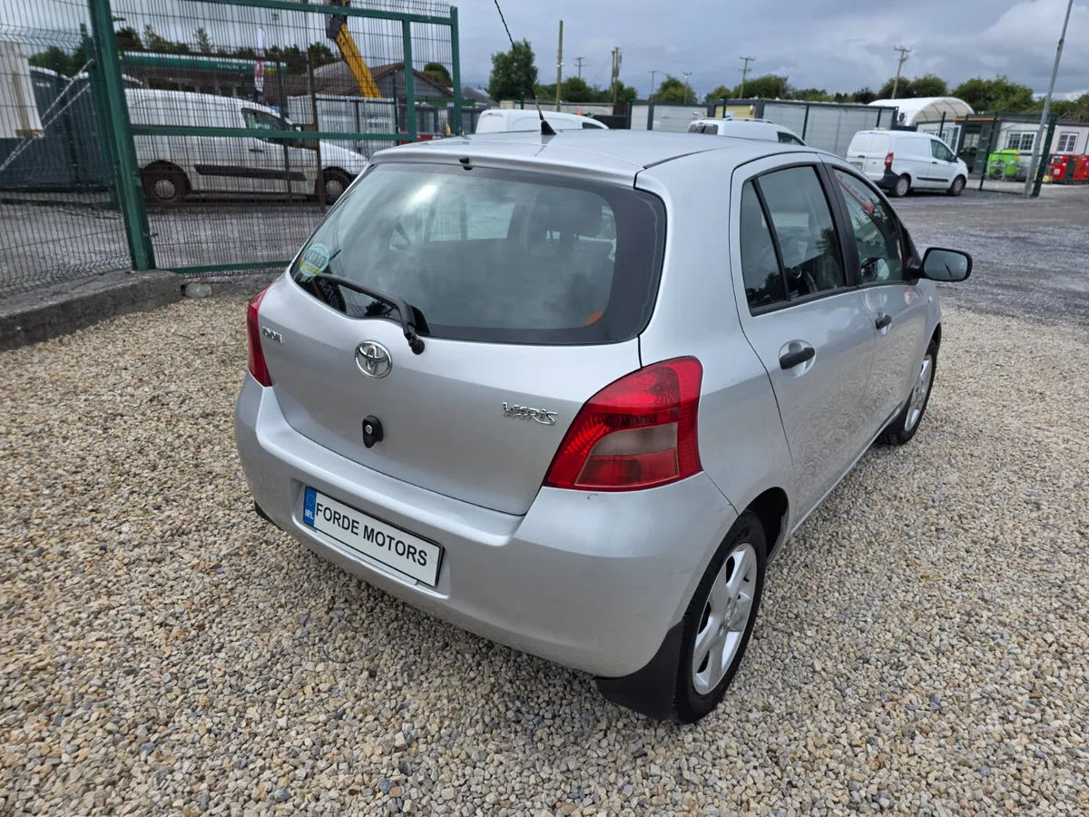Toyota Yaris 2008 - Image 3