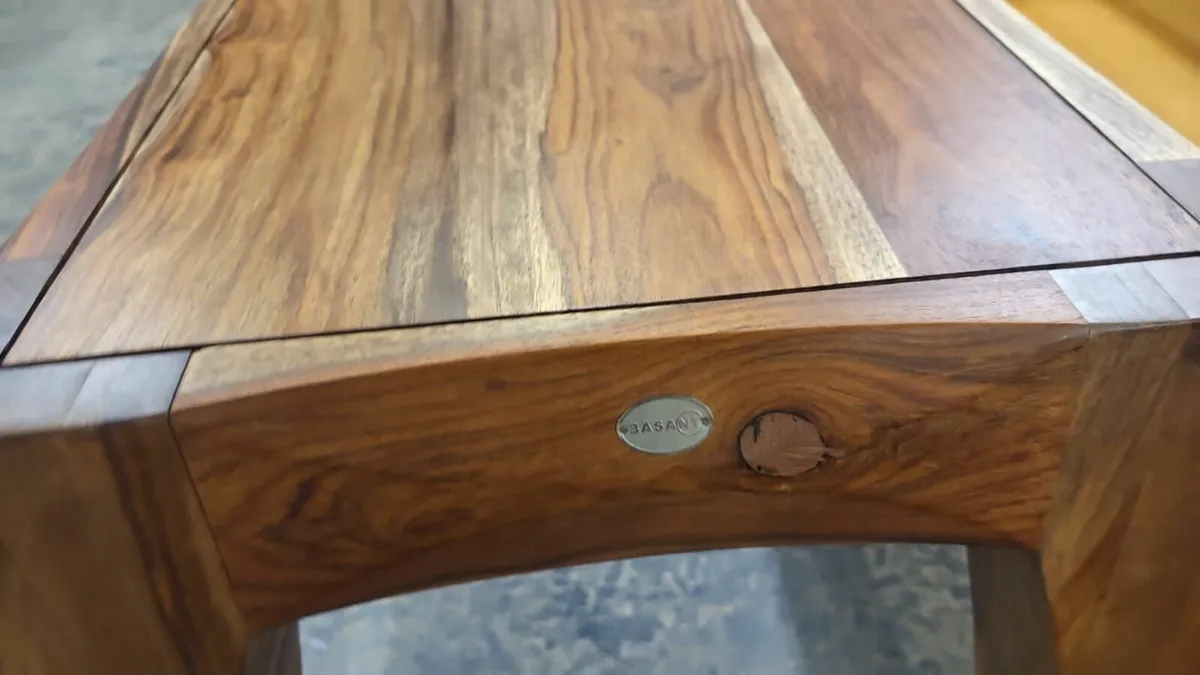Basant hardwood hall table - Image 2
