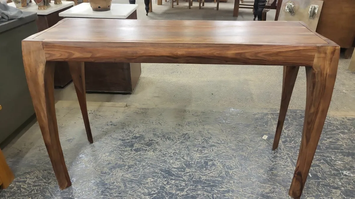 Basant hardwood hall table - Image 1