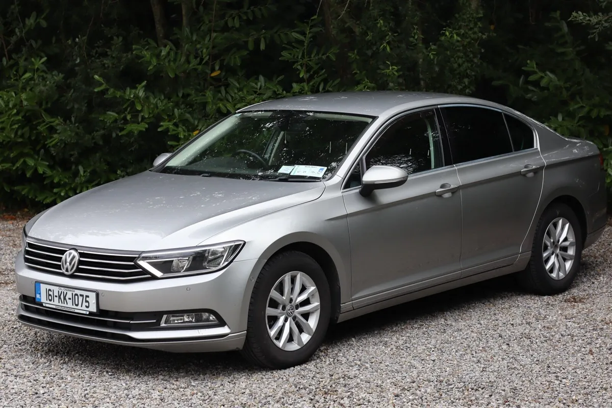 Volkswagen Passat - Image 3