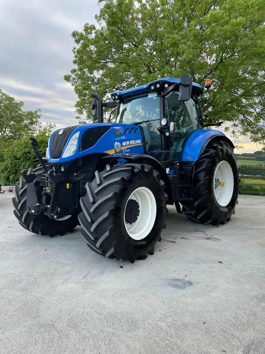 New Holland T7 260 2023 - Image 1