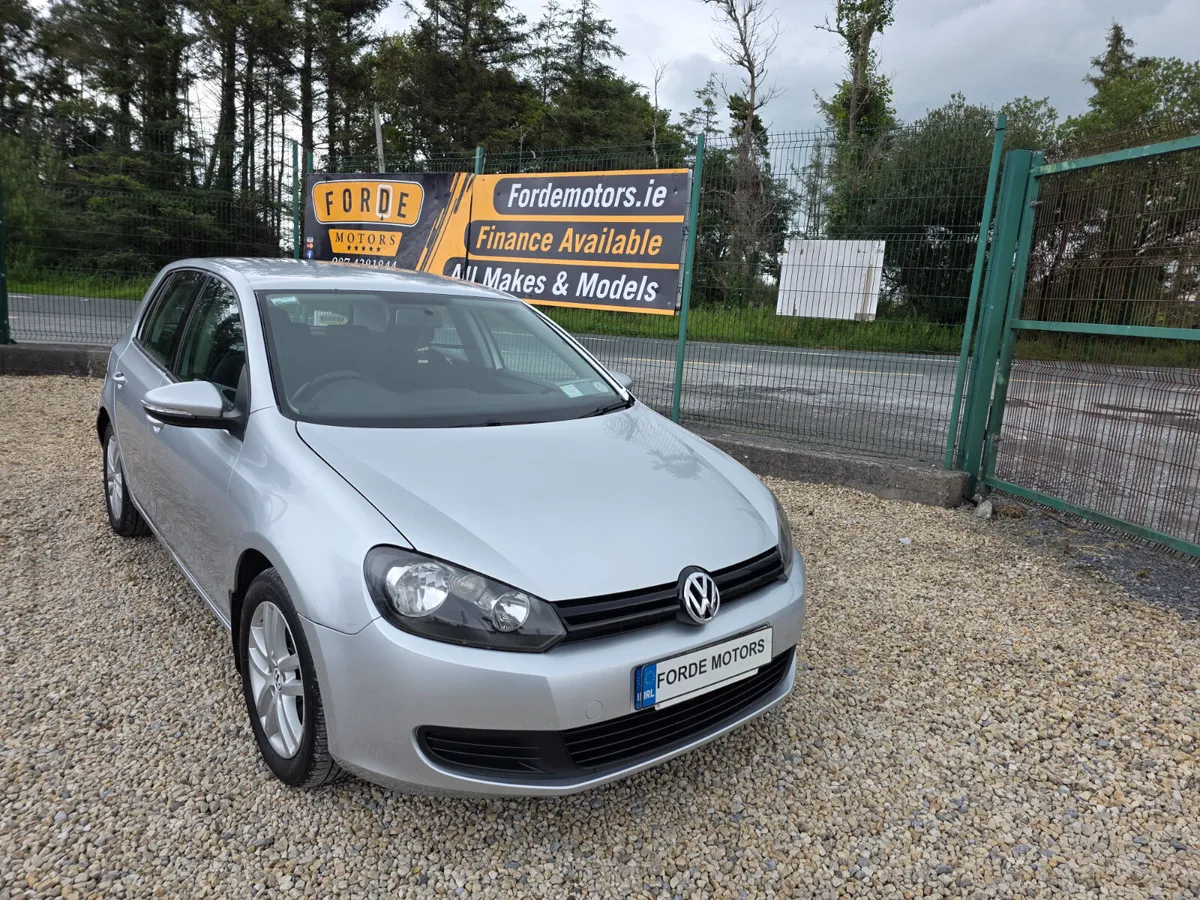 Volkswagen Golf 2010 - Image 1