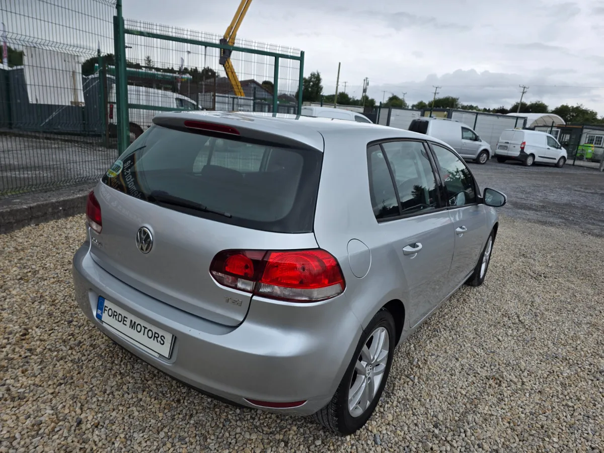 Volkswagen Golf 2010 - Image 3