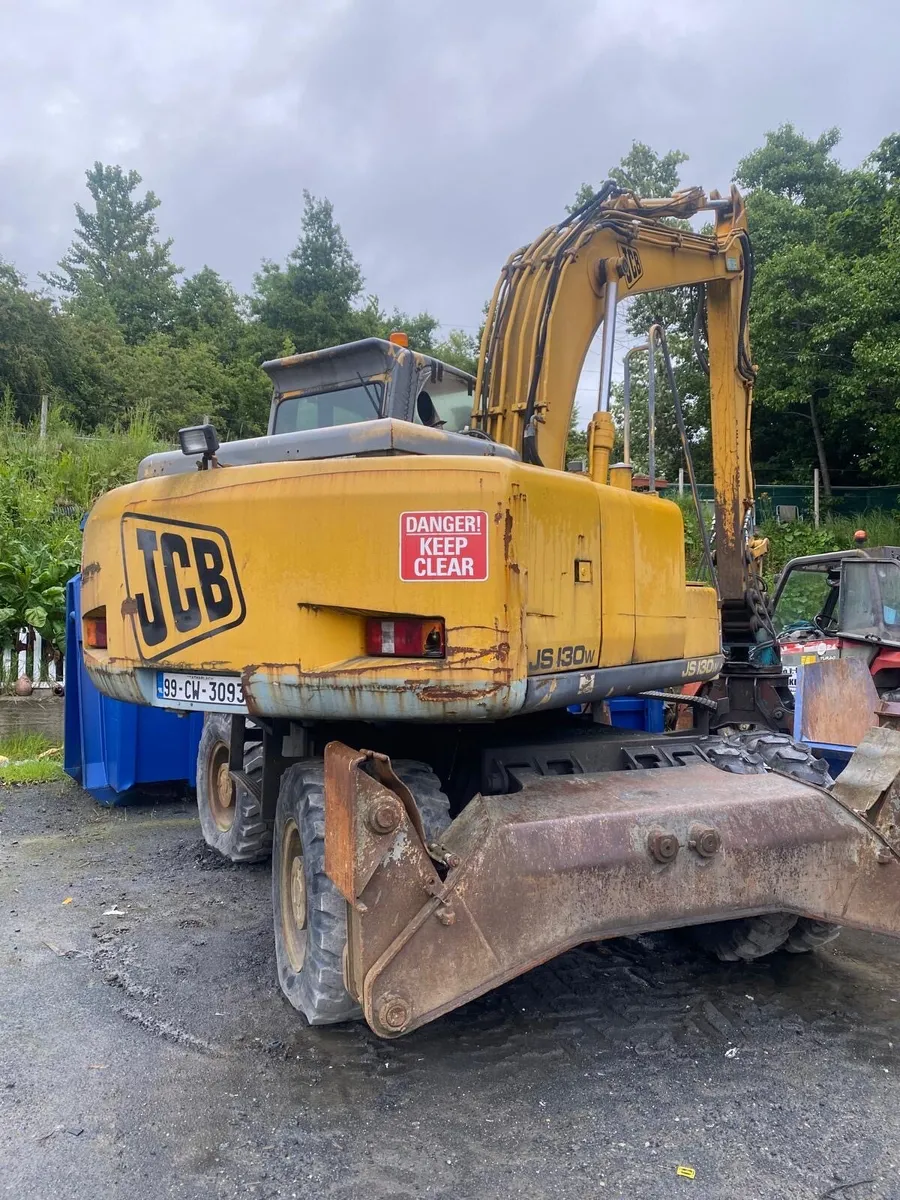 JCB jS130 with 360’ rotation grab - Image 2