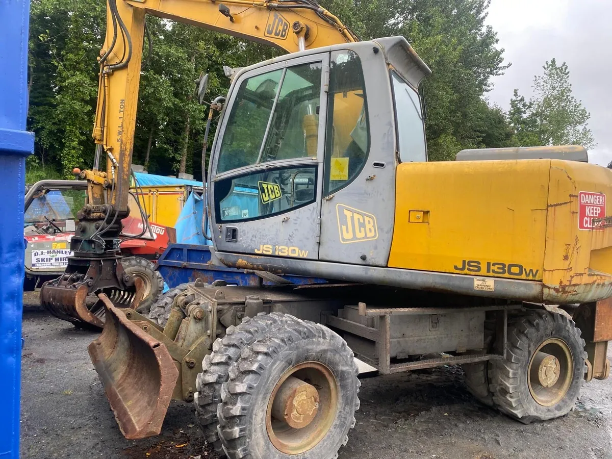 JCB jS130 with 360’ rotation grab - Image 3