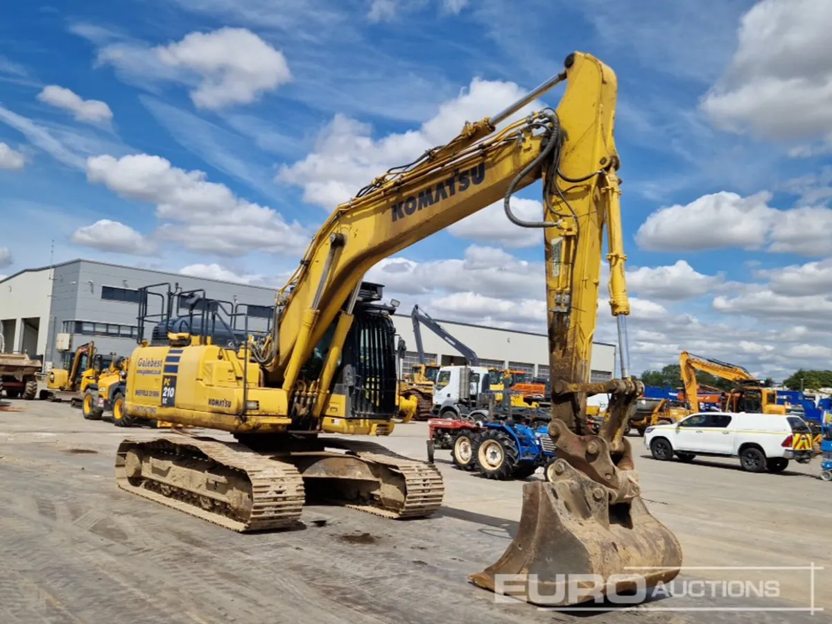 2020 Komatsu PC210LC-11 - Image 3