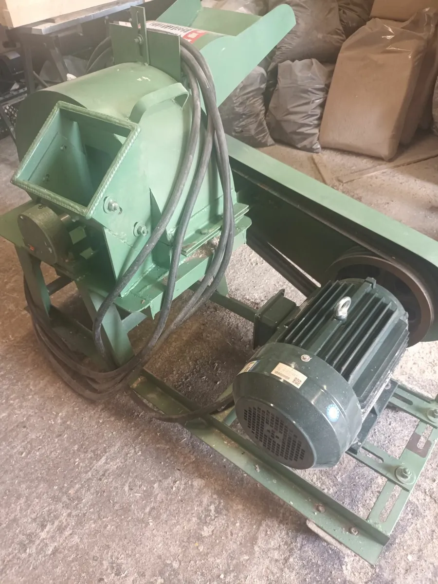 7.5kw wood crusher 5mm gauze - Image 1