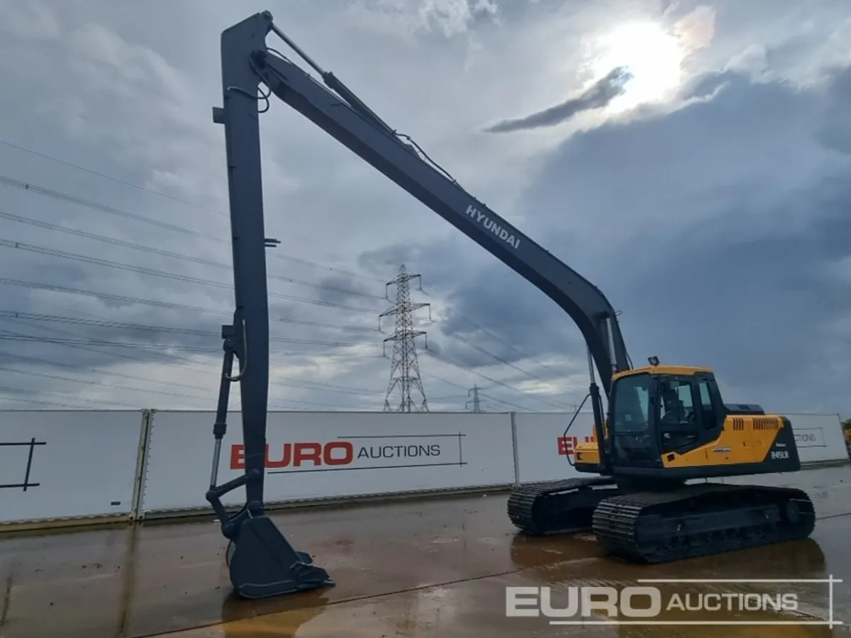 Unused 2025 Hyundai R245LR - Image 1