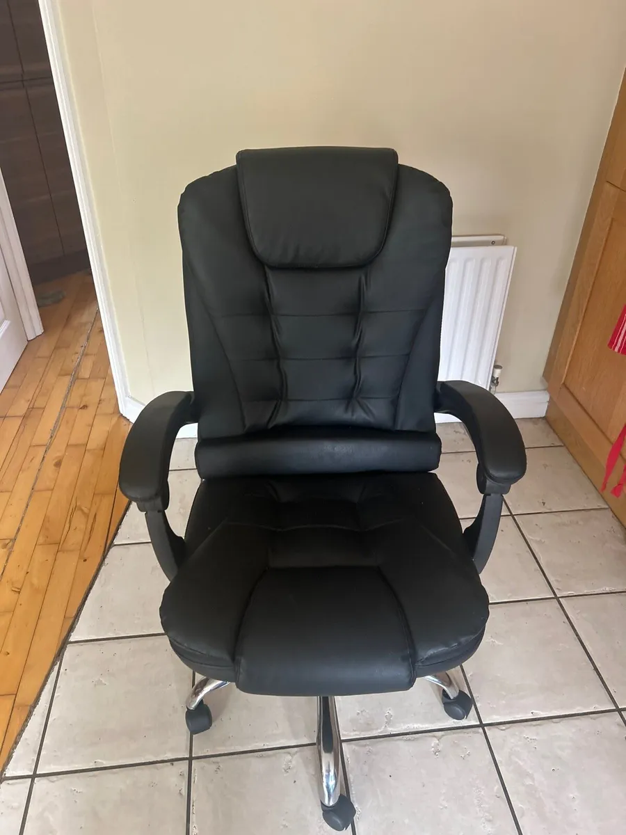 Office chair - Image 1