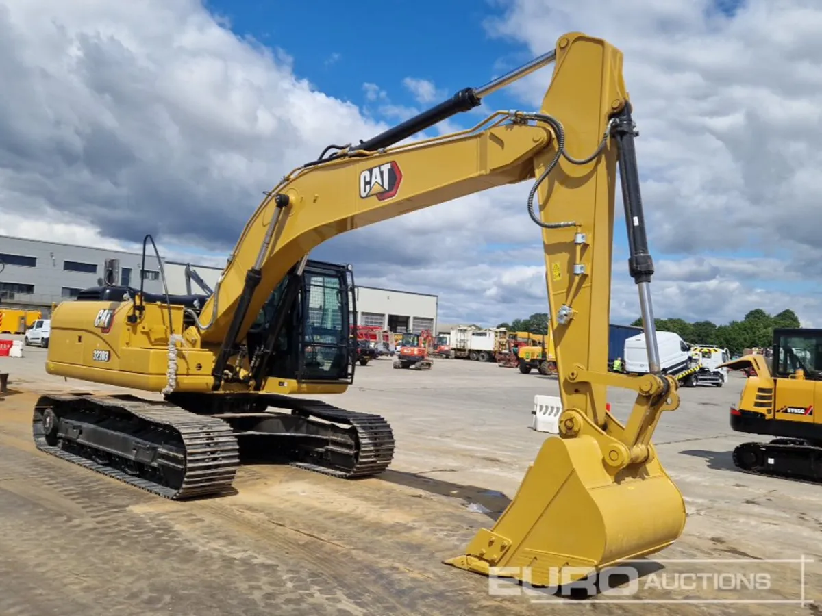 Unused 2025 CAT 323D3 - Image 3