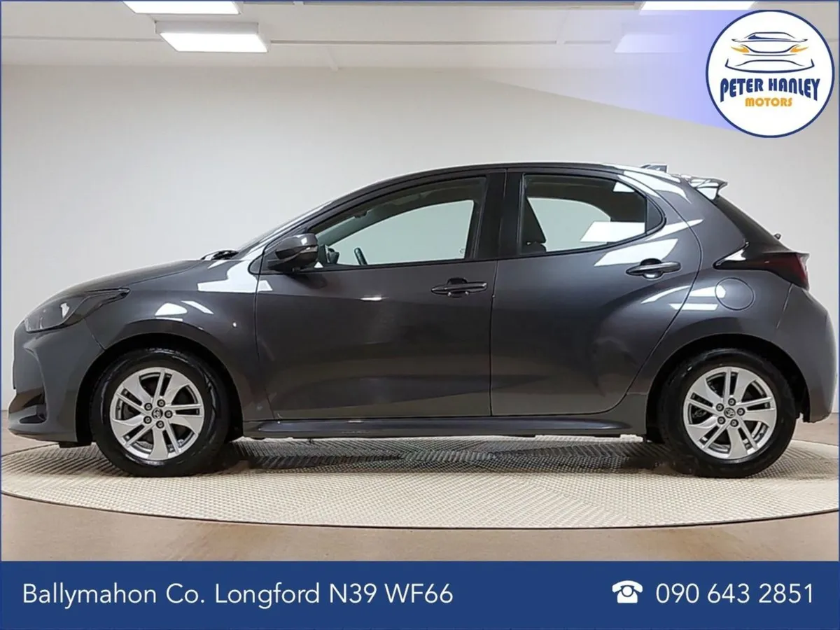 Toyota Yaris 1.5 Hybrid 5Dr Luna - Image 4