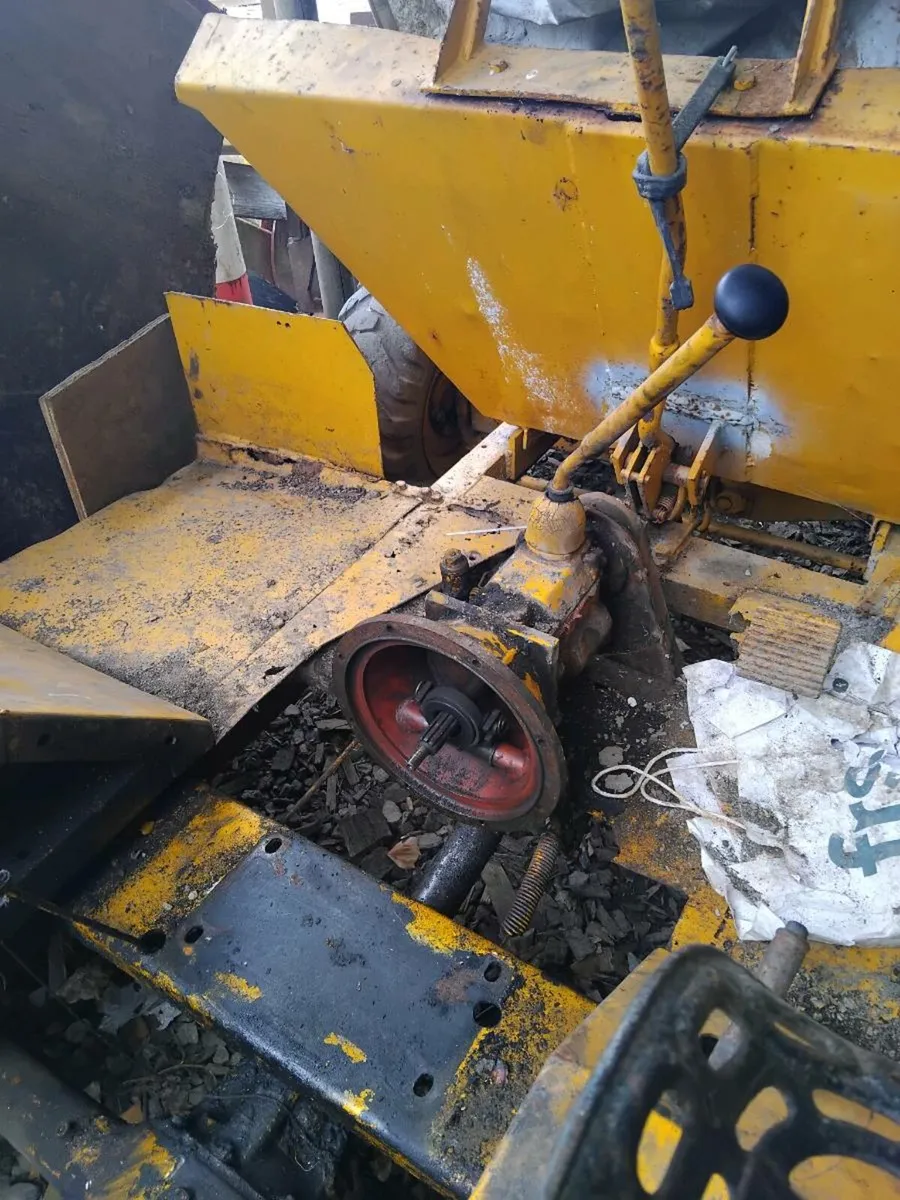 One ton dumper - Image 2