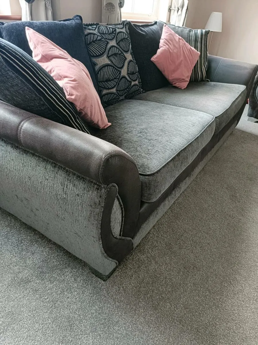 4 Seater and 3 Seater Sofa & footstool - Image 2