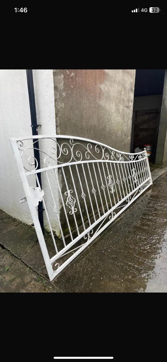 Gates - Image 2