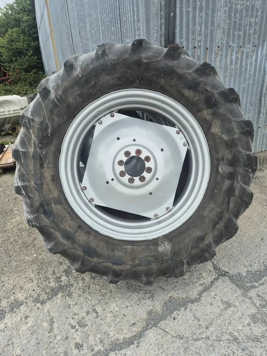 Massey Ferguson 699 wheels and tyres - Image 4