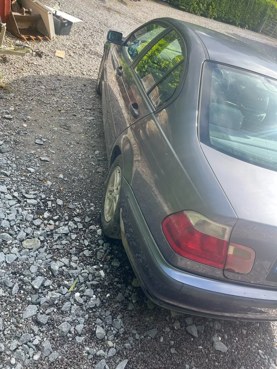 BMW - Image 2