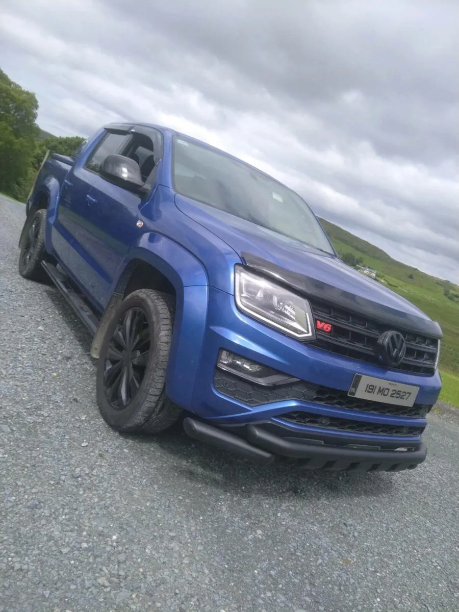 Volkswagen Amarok V6 black Edition - Image 1