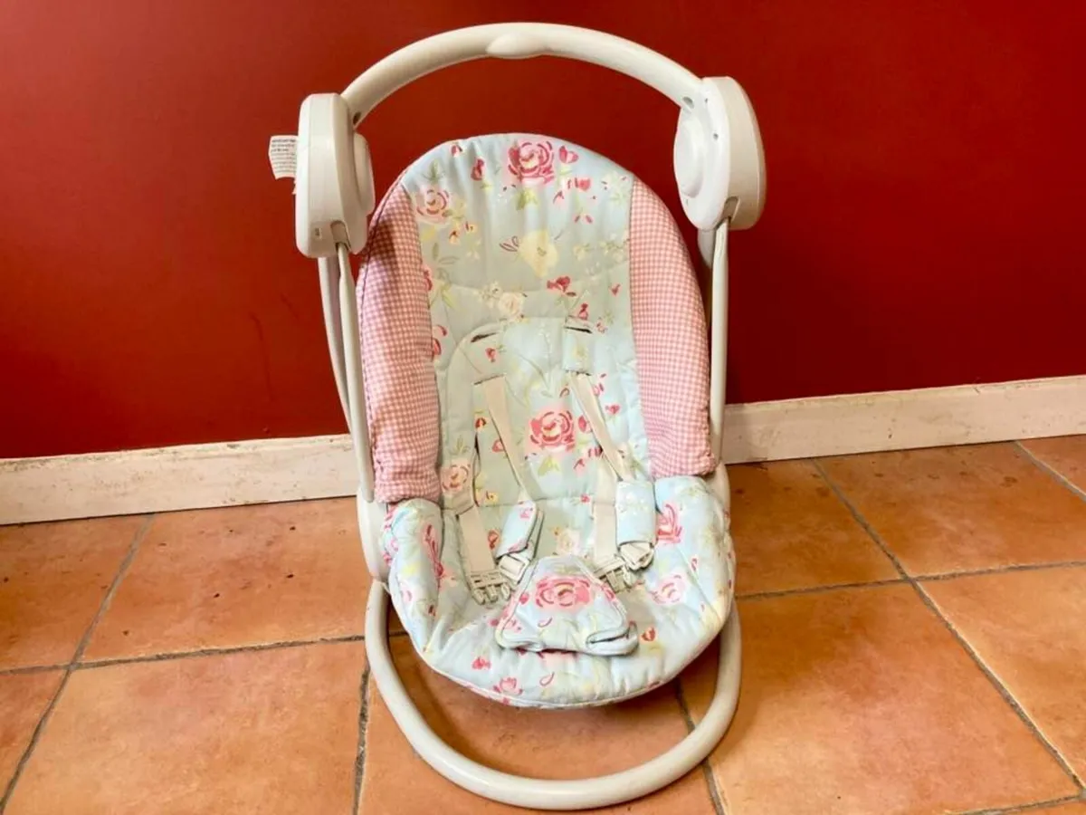 Mamas & Papas Baby Swing – Soothing, Safe & Styli - Image 4