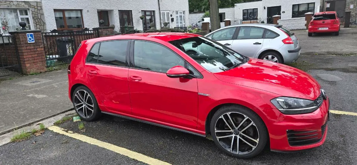 Volkswagen Golf GTD 2015 - Image 2