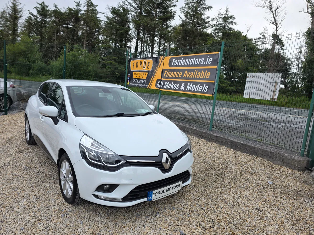 Renault Clio 2018 1.2 petrol - Image 1