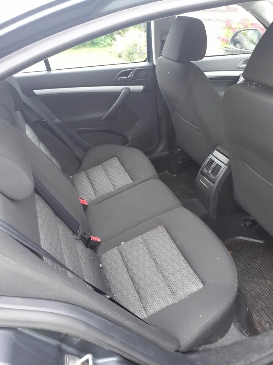 Skoda Octavia 2010 - Image 3