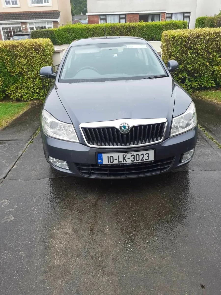 Skoda Octavia 2010 - Image 1