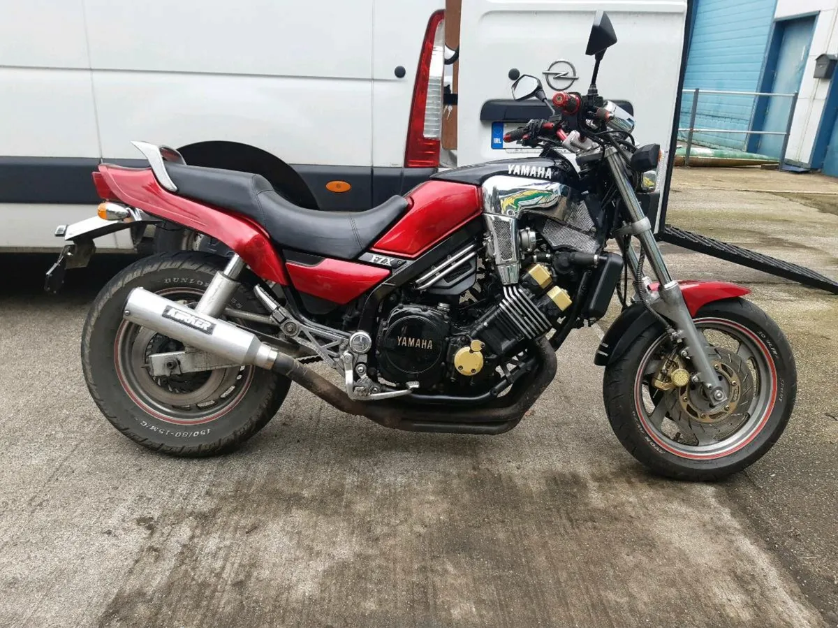 YAMAHA FZX 750 BABY V-MAX 1988 33K MILES - Image 1