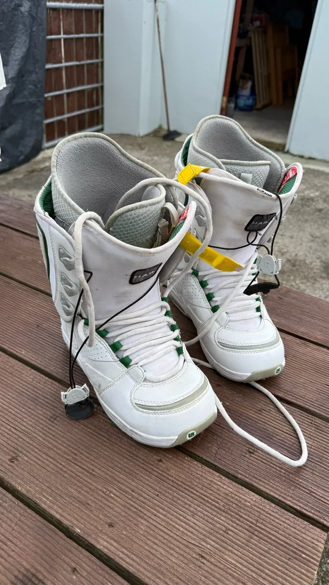 Snowboard boots - Image 1