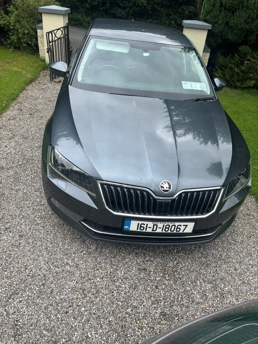 Skoda Superb - Image 1