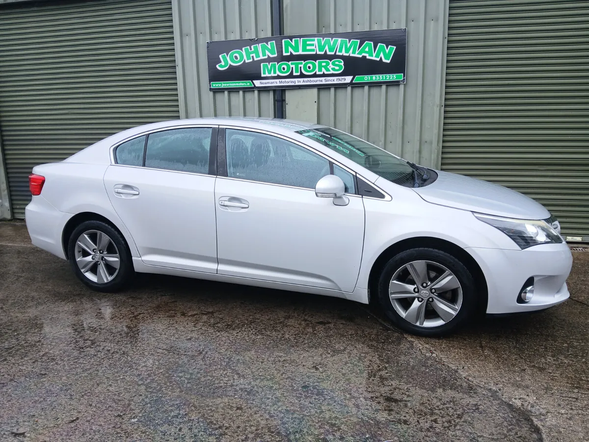 Toyota Avensis 2014  D4D low mileage - Image 2