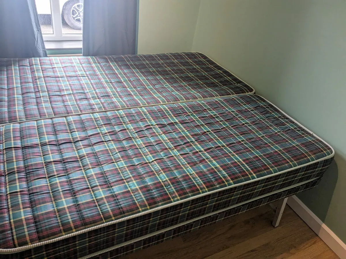 Guest Bed - Image 3