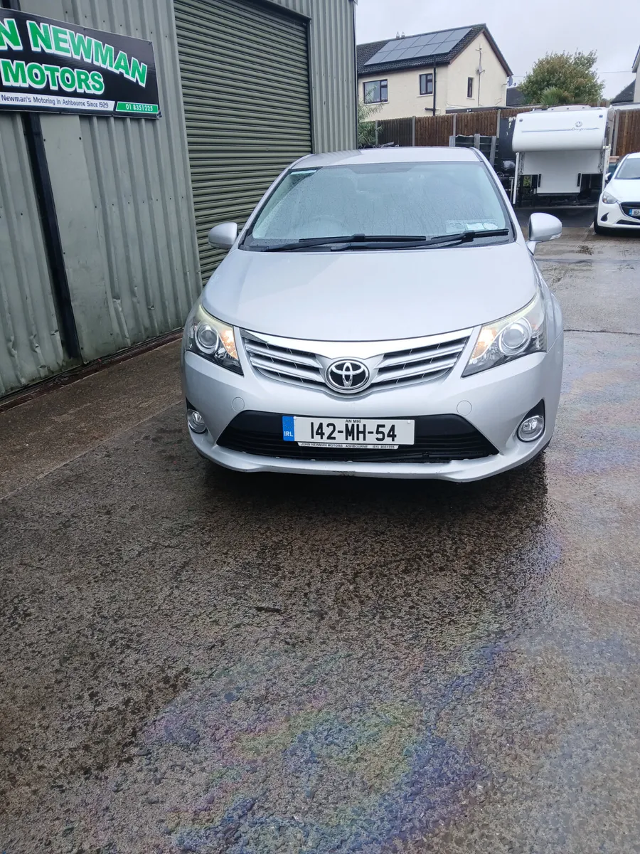 Toyota Avensis 2014  D4D low mileage - Image 4