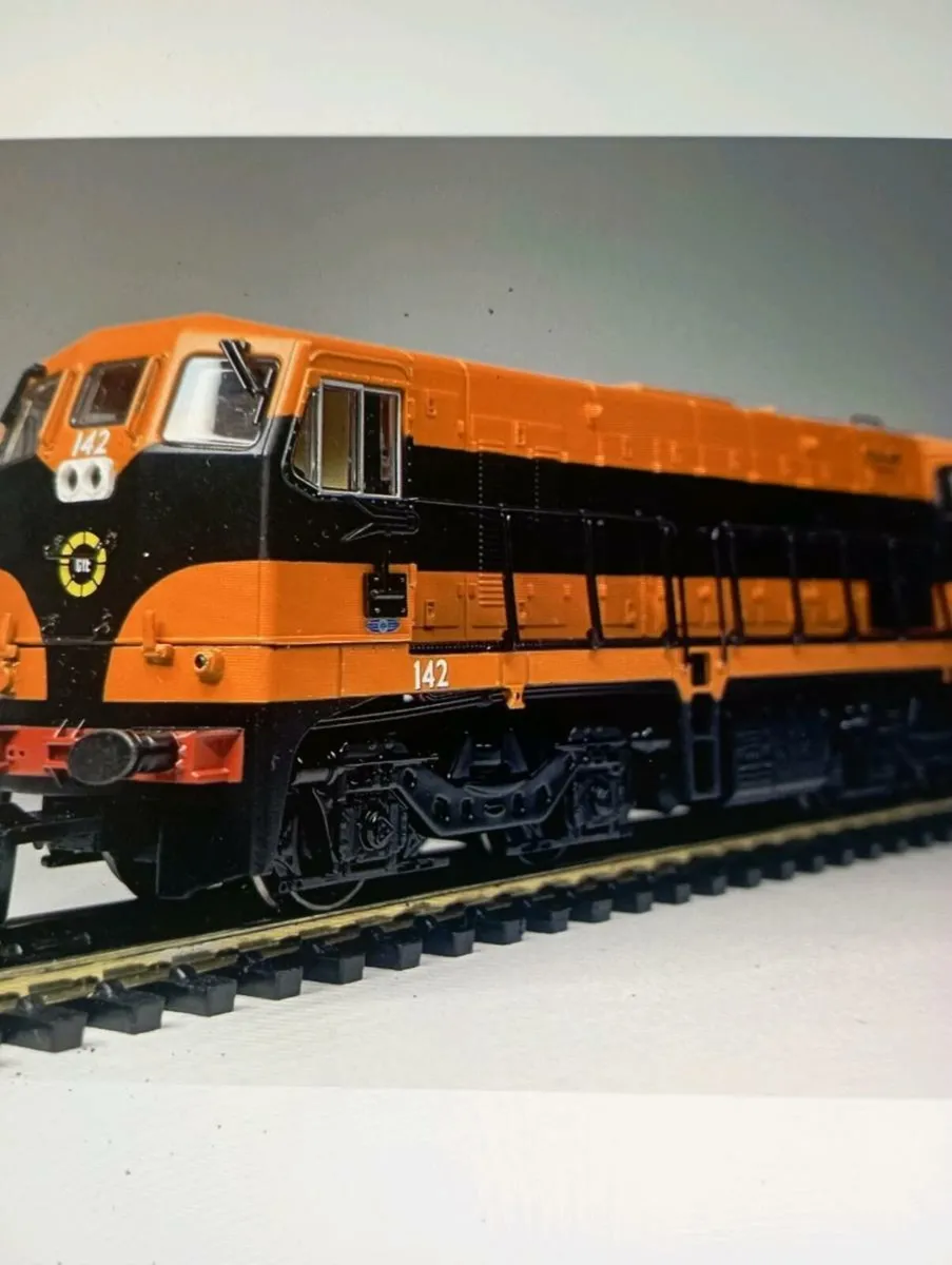 MURPHY MODLE BACHMANN DIESEL LOCOMOTIVE - Image 2