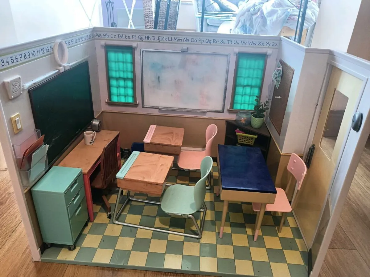 Our generation school house - Image 3