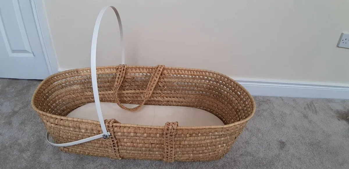 Moses basket - Image 1