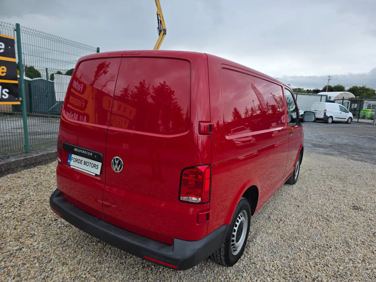 Volkswagen Transporter 2020 - Image 3