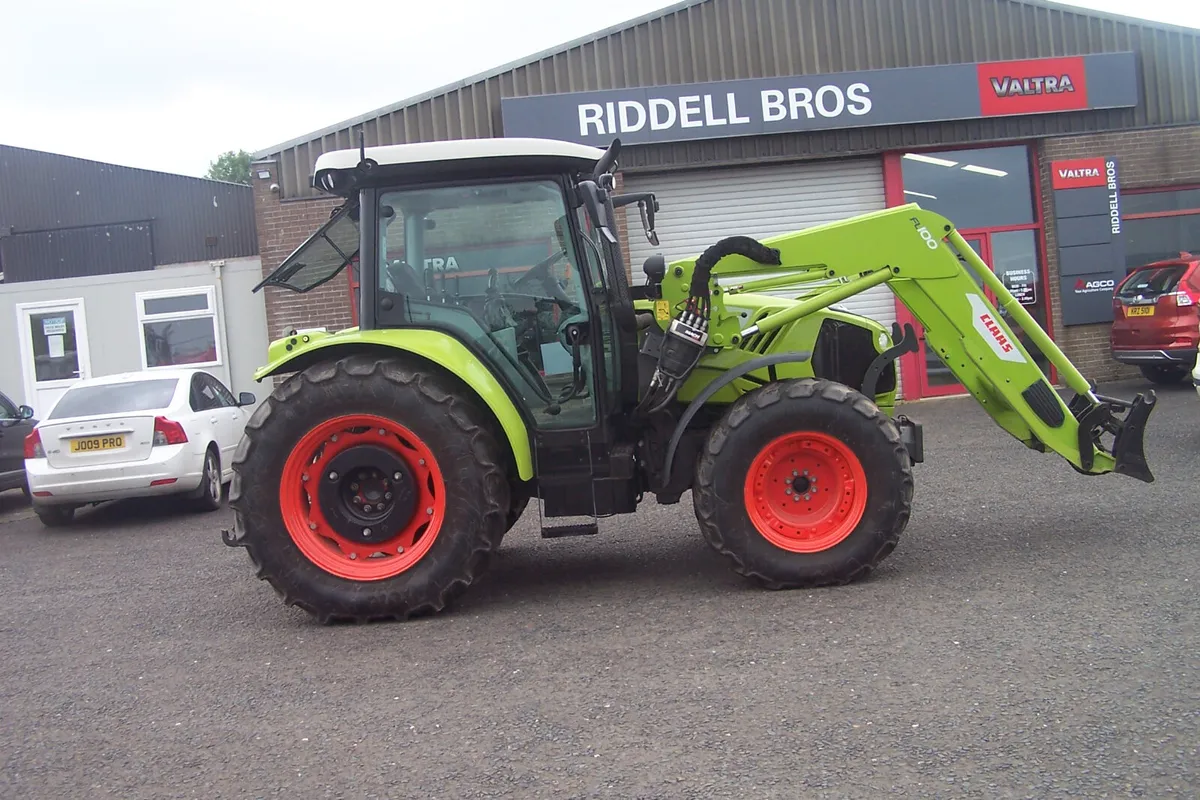 2019 Claas Atos c/w Claas FL100 Loader - Image 1