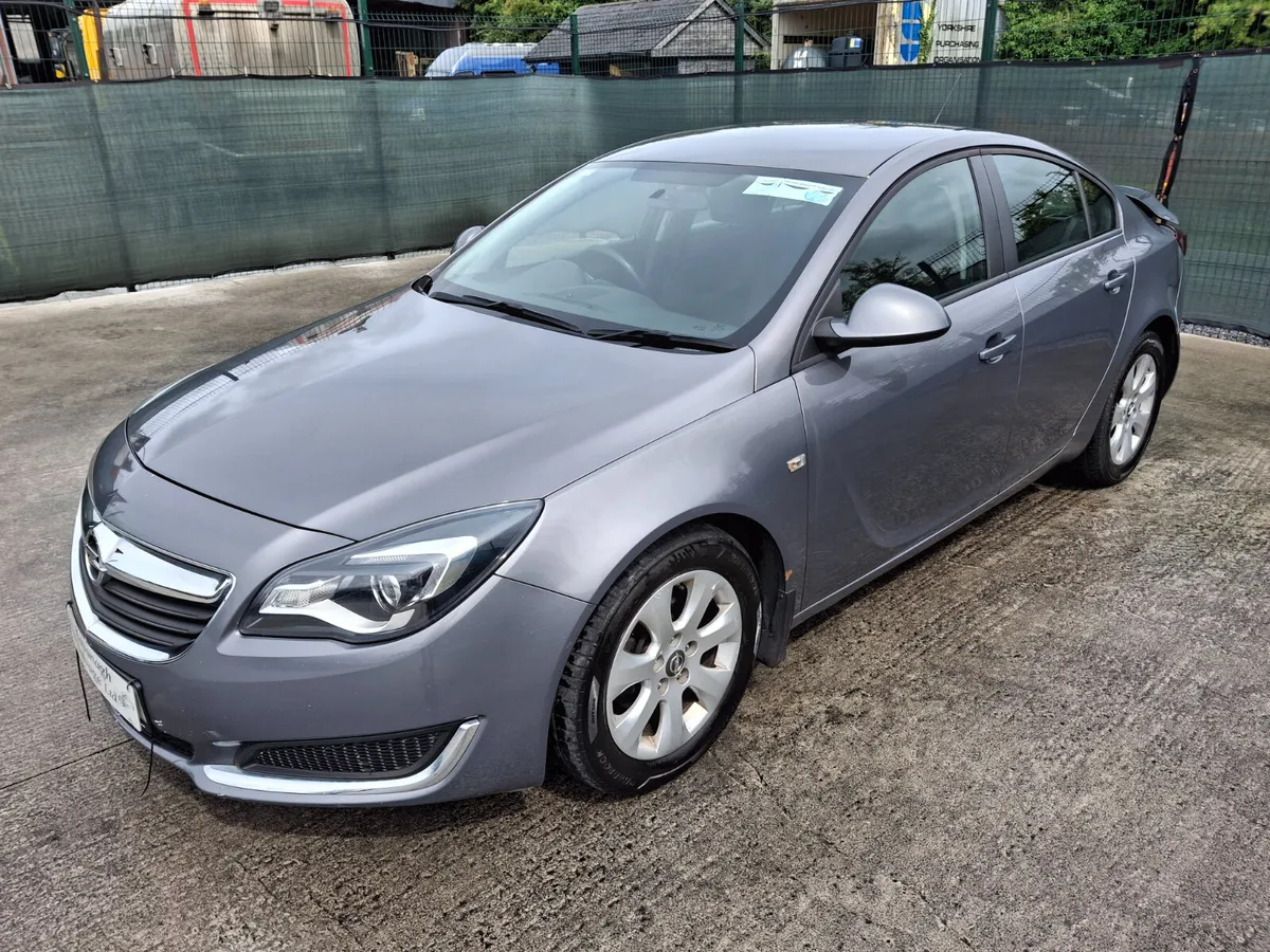 2016 Opel Insignia Diesel - Image 3