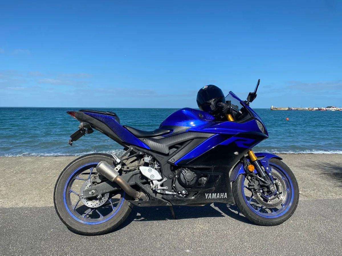 Yamaha YZF R3 2019 Japanese Import 8000Km - Image 1