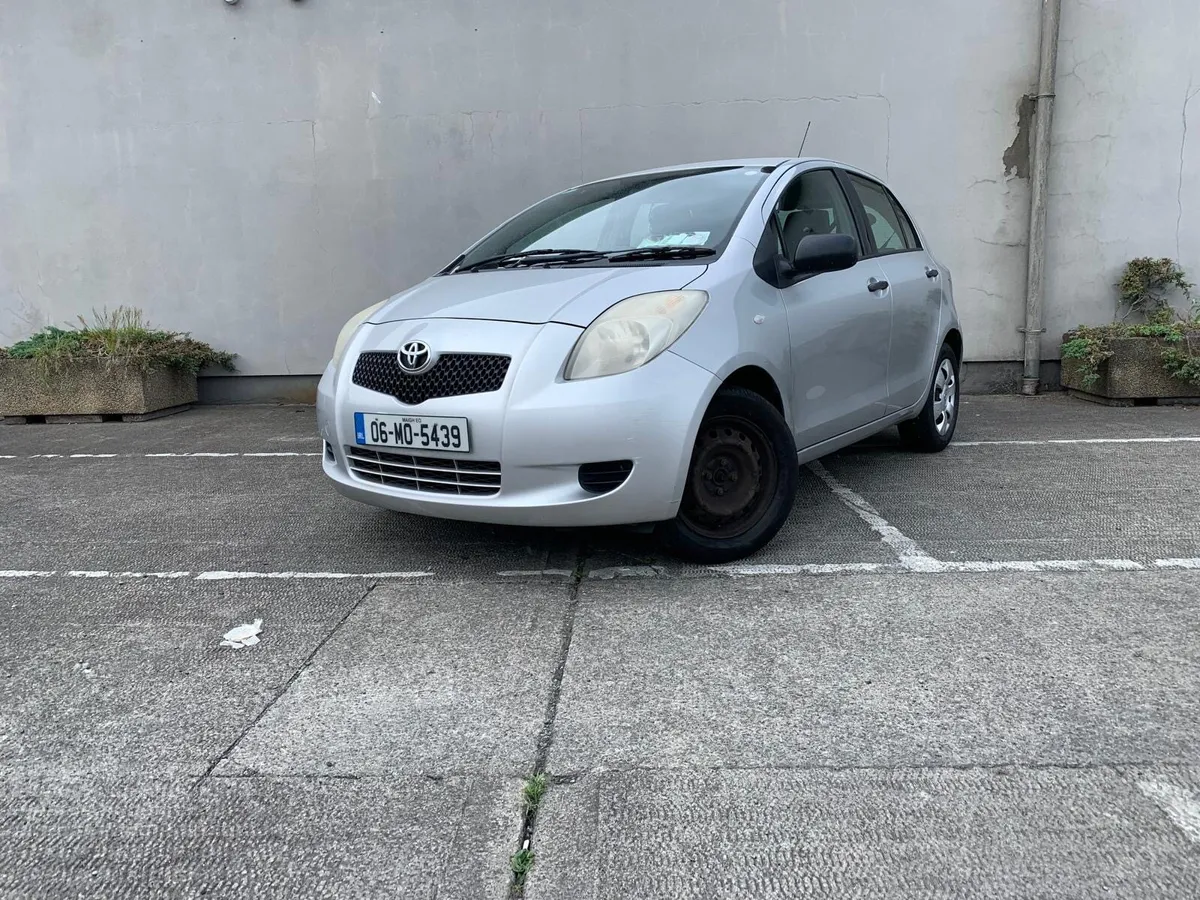 Toyota Yaris 1.0 TERRA NCT 6/2026 - Image 2