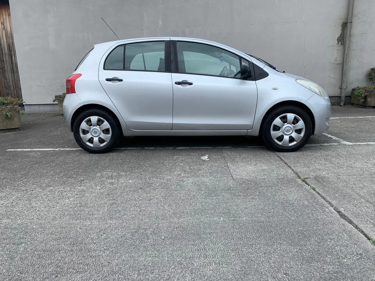 Toyota Yaris 1.0 TERRA NCT 6/2026 - Image 4